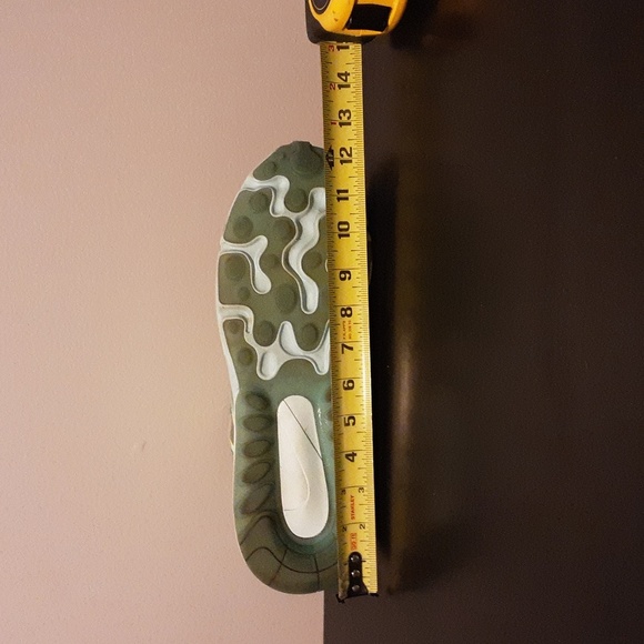 Nike Air Max 270 React in Teal and Beige Size 11. - Picture 13 of 14